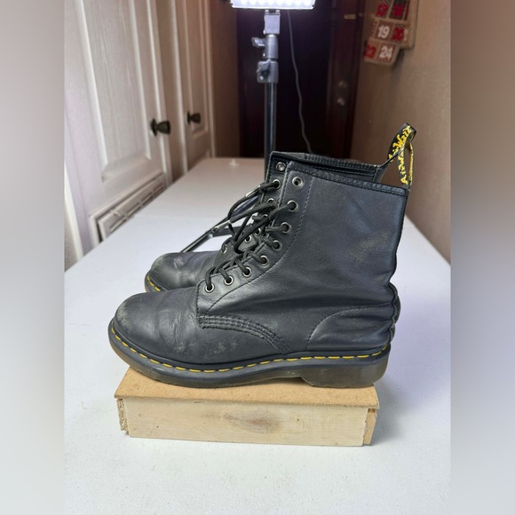 Dr Martens Womens Boot Size 10 Black Patent Combat Lace Up Bootie - Picture 6 of 14